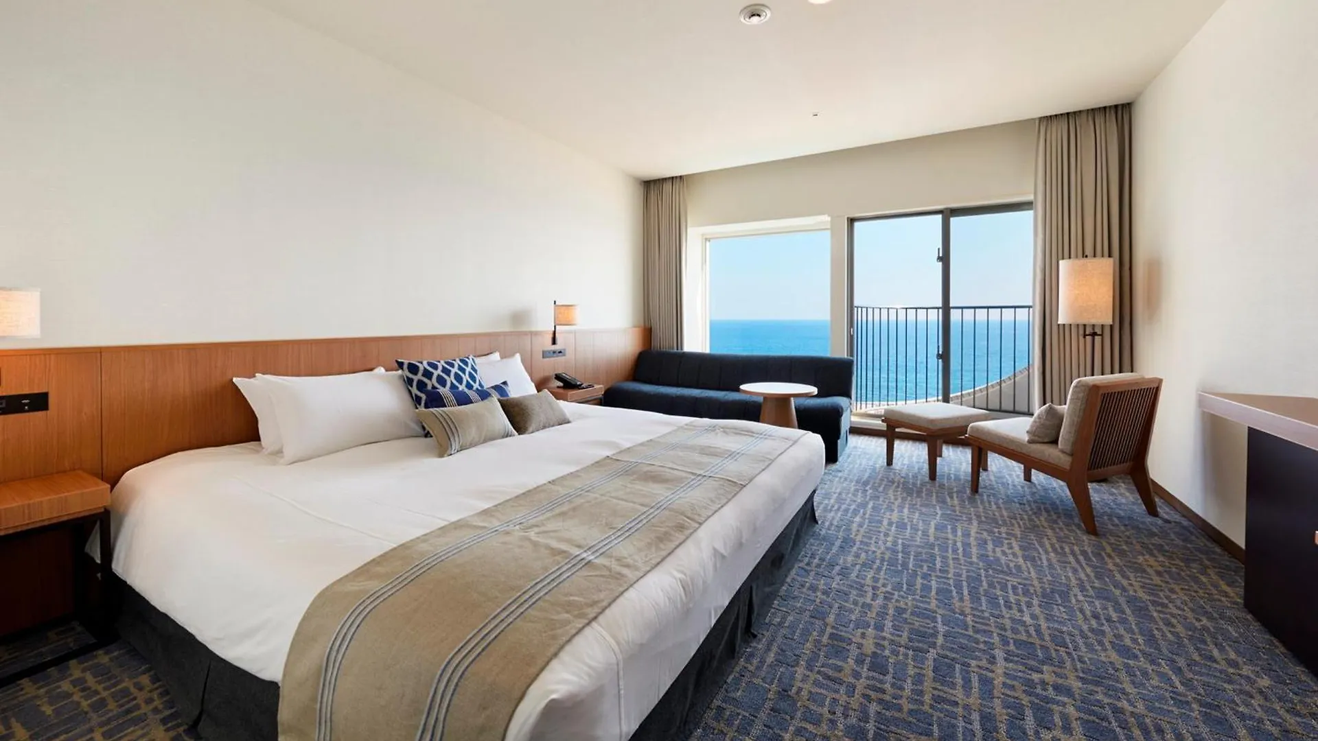 Oiso Prince Hotel 4*,