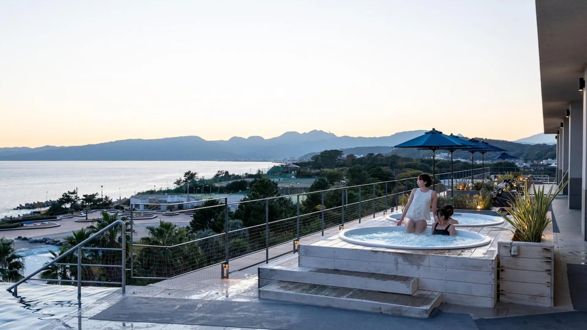 Oiso Prince Hotel 4*,